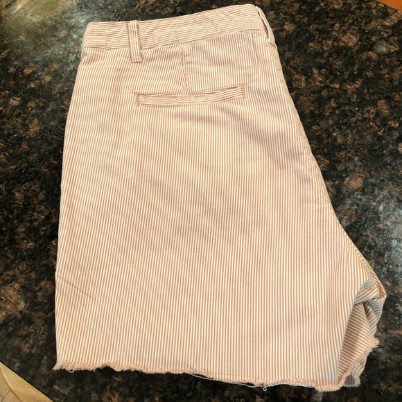 Gap Raw Hem Pink & White Stripe Shorts - Picture 3 of 8